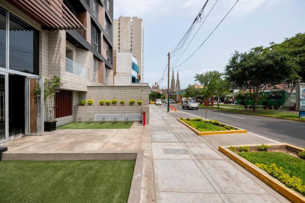 Acogedor Departamento, Moderno, Con Piscina, Gym, Coworking, Centrico * Lima